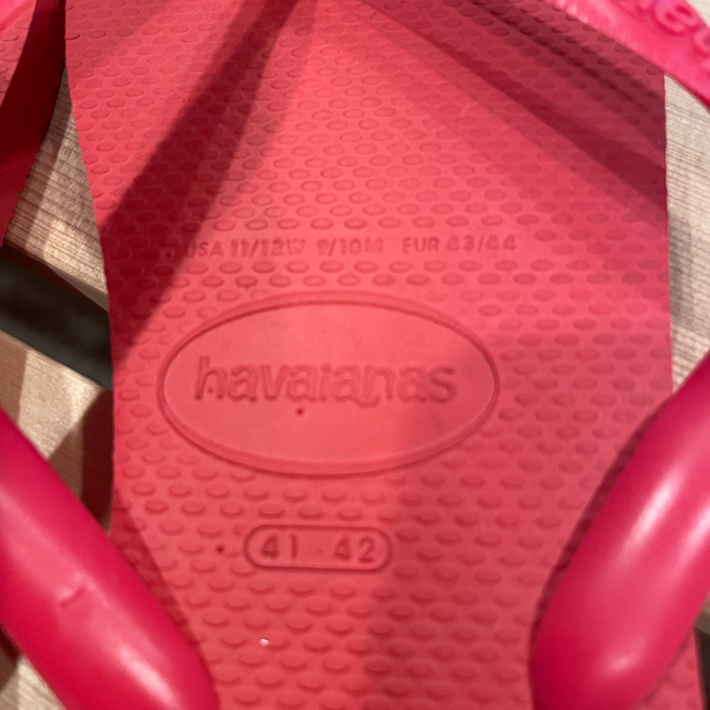 Havaianas Red Flip flops Men’s 9/10, Wms 11/12 - Picture 3 of 3